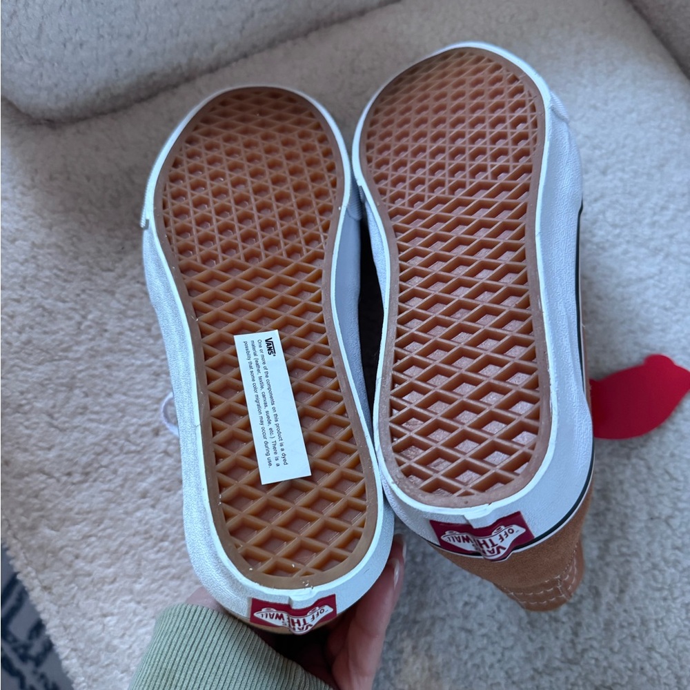 Vans High-Top Sneakers - Picture 2 of 4